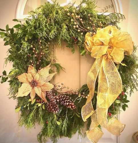 Holiday nature wreath